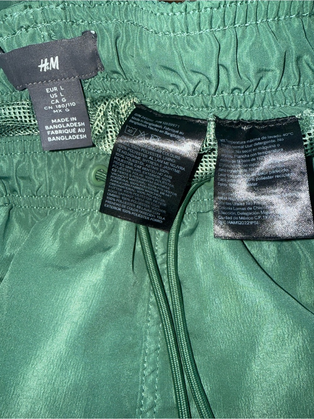 H&M Satin-Look Drawstring Shorts in Green Large - Picture 2 of 5